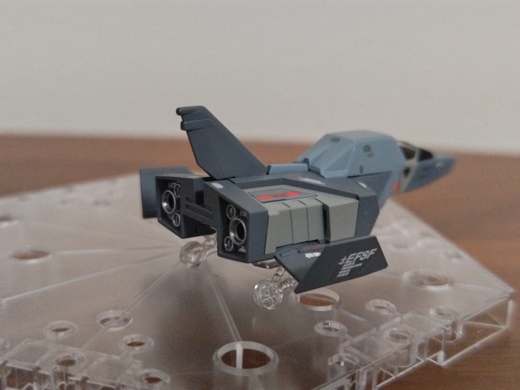 コアファイターは機首長めに感じたので、縮めた状態のままにしてます。