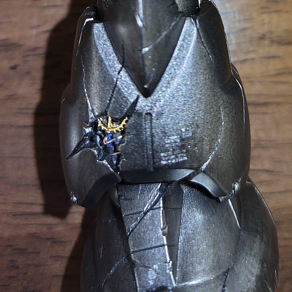 足の内部にはそれはもう人知を超えたテクノロジーが詰め込まれています。笑