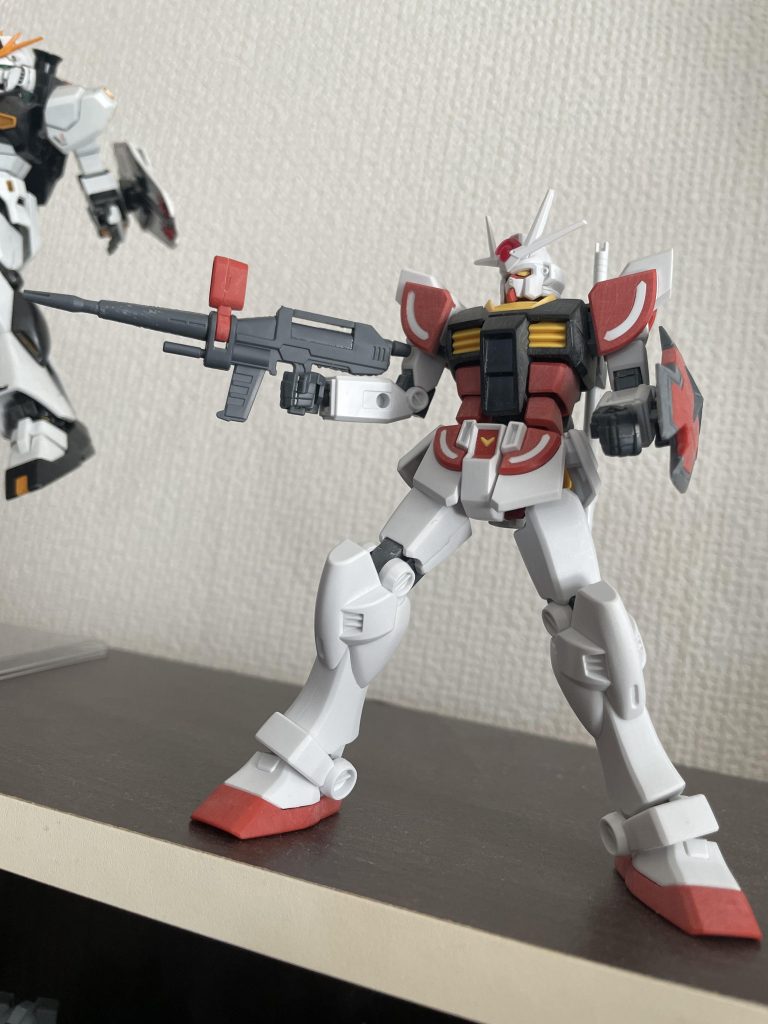 ビームライフルのスコープには筋彫り追加して少しでティールアップしましたが写真だとわかりにくいですね…