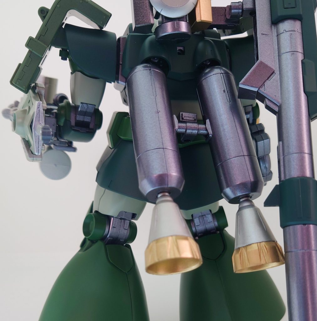 バックパックは高機動用の大型バーニアを新設しております。
