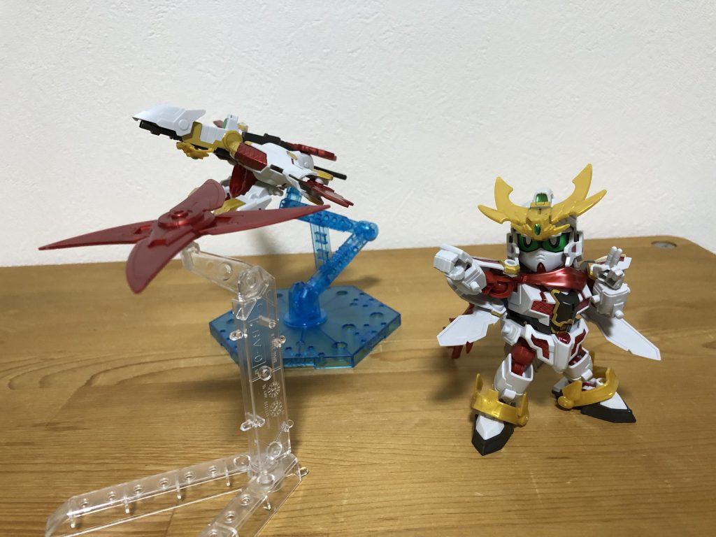 シールド手裏剣を投擲！