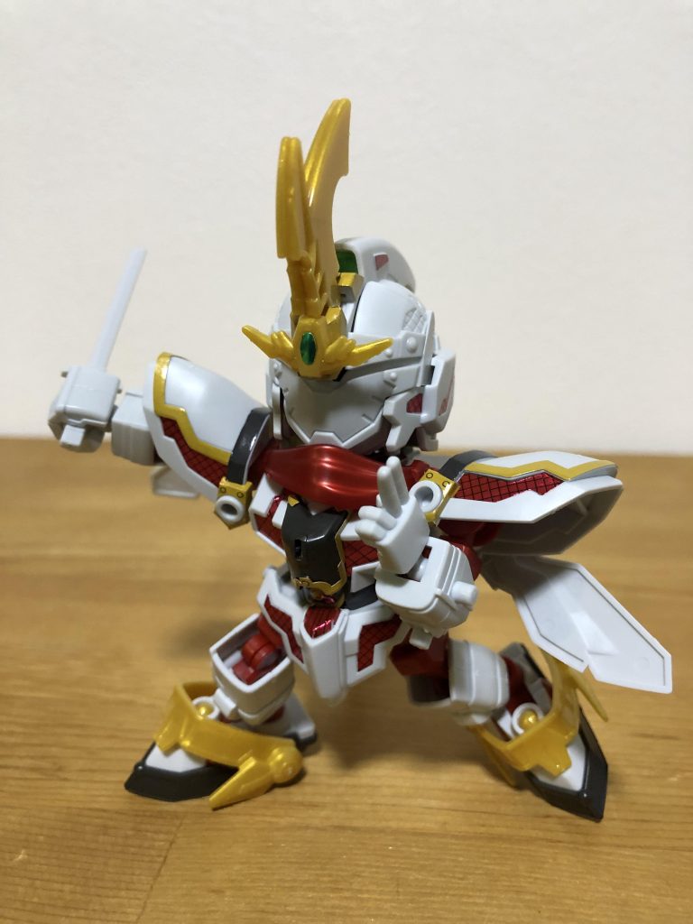 カクレ形態に変身。