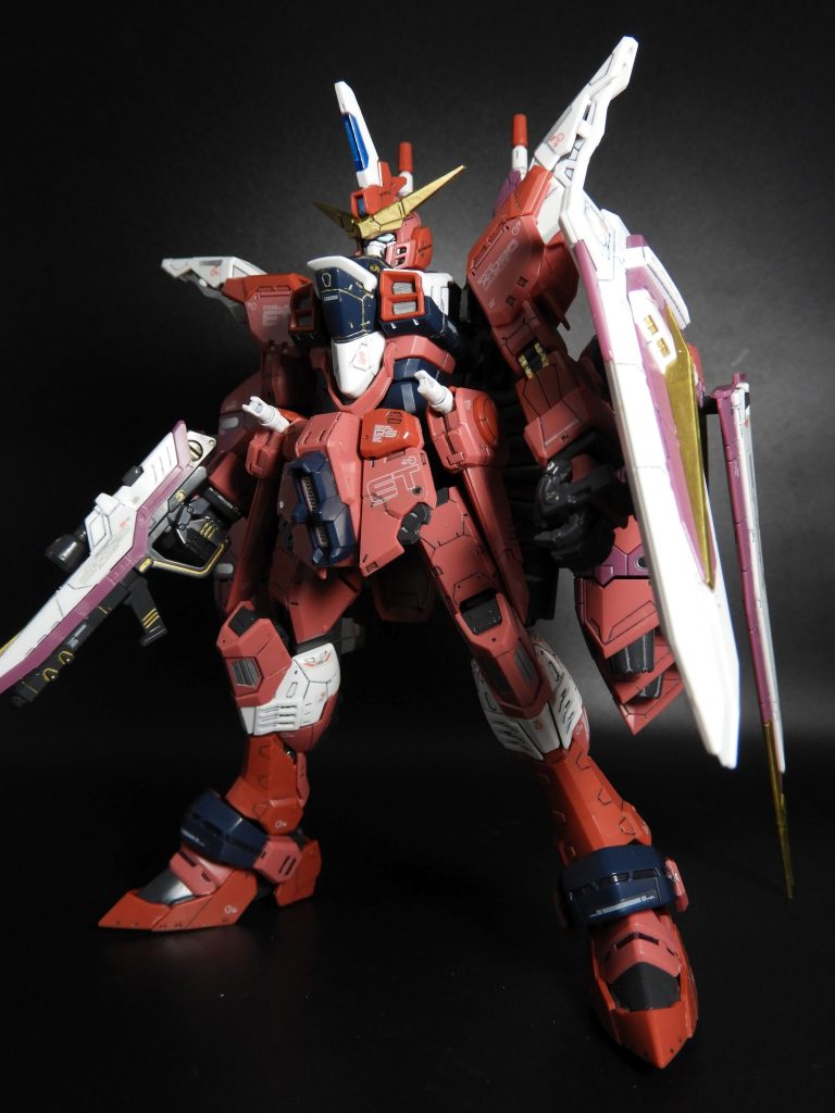 初期のRGなのでポロポロ外れるのが難点です。