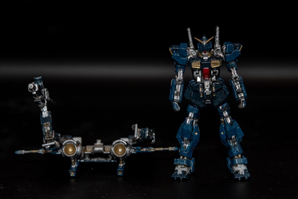 このキットは僕にとって勉強になりました。まずディテール。工業製品としてのモビルスーツのデザインはやっぱりかっこいいです。