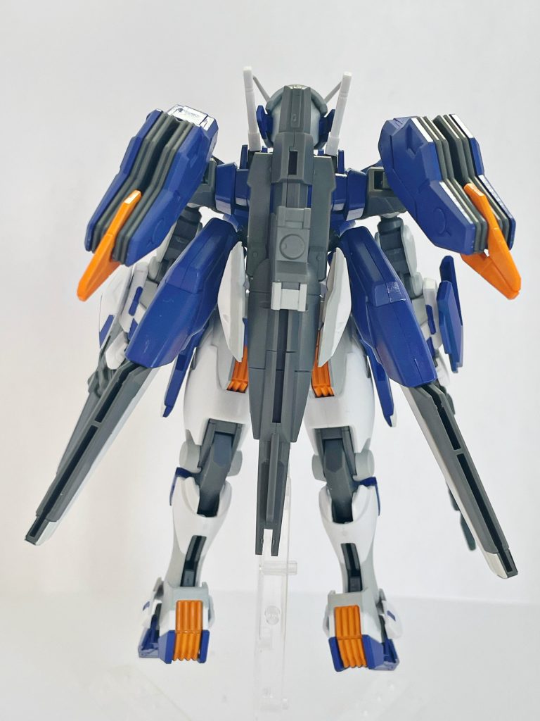 フライユニット 回転式展開翼が採用されており、飛行時の旋回能力が高い。また、ビームサーベルとガンビットライフルがマウントされている。