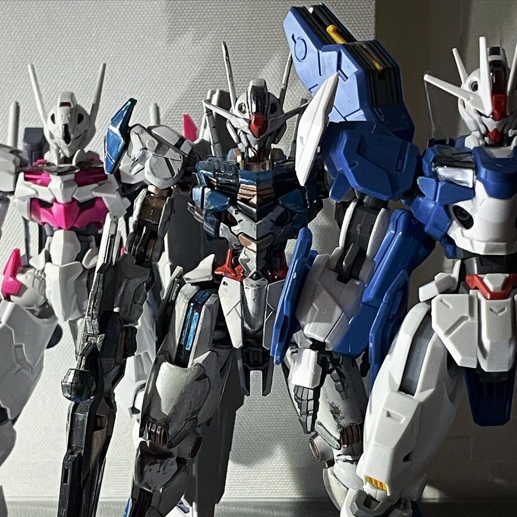 撮影時の照明次第で雰囲気が変わる(4枚目だけハイライトとブリリアンスいじってる)