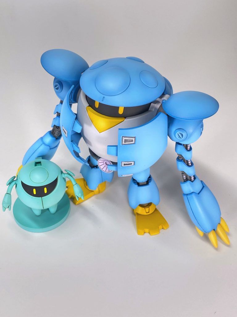 モモカプルと金色ボール–2枚目/制作者：casadora