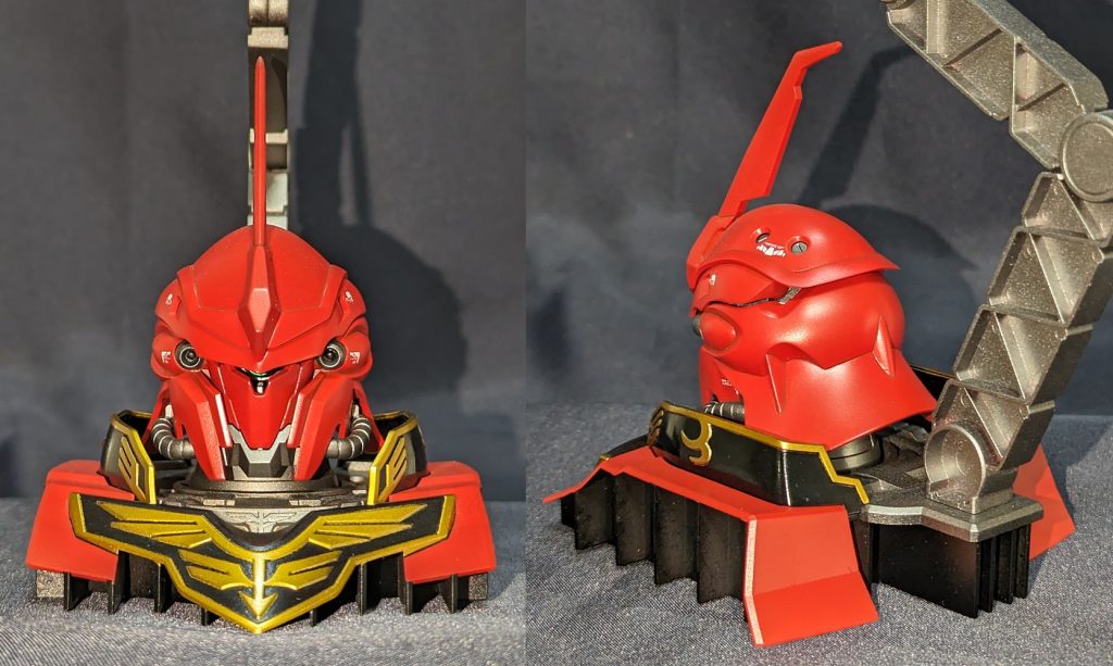 シナンジュは後頭部の合わせ目消しをして分解不可だったので、バルカン上部の曲線で一度切り離して塗装後接着しました