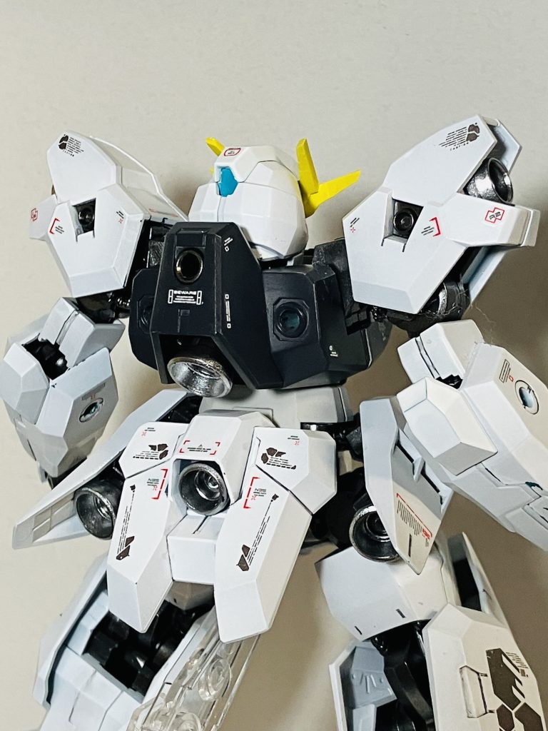 今回背面のキャノンの塗膜が剥がれたのでつけてません