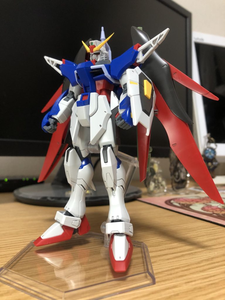 素立姿、正面。バックパックが重めなので、多少気を付けないと仰け反ってしまいますね…私は調整面倒だったので台座で誤魔化してます。