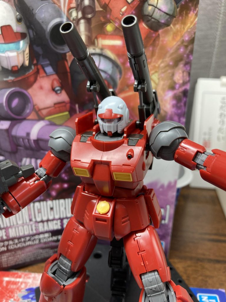 これはこれでよく出来てますので、次は普通色のガンキャノン製作してみます!