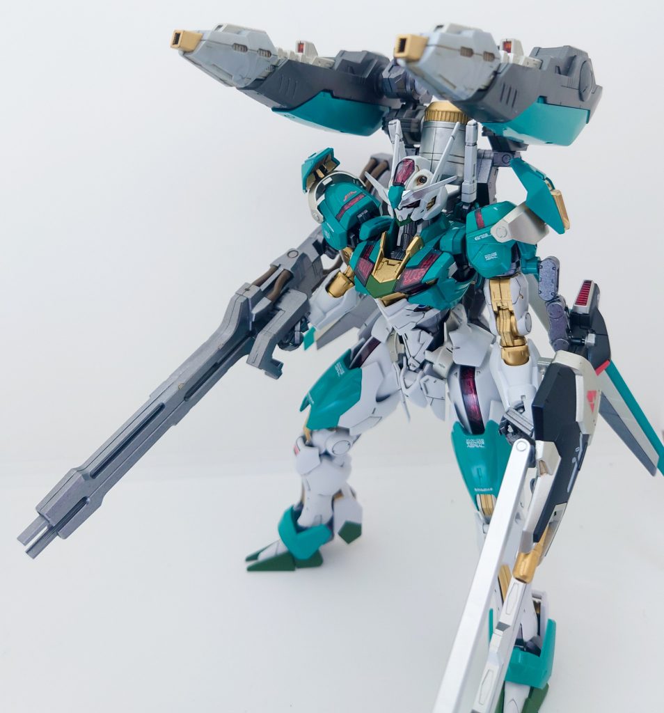 さらに、高機動型ブースターユニットはビームキャノンにもなります。