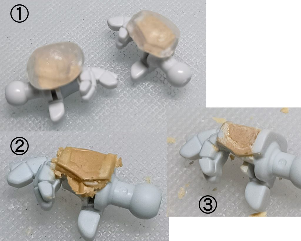 ①肉抜きされてない方をおゆまるで型取り→肉抜き穴にパテを充填し被せる②硬化したもの③整形したもの(汚い)