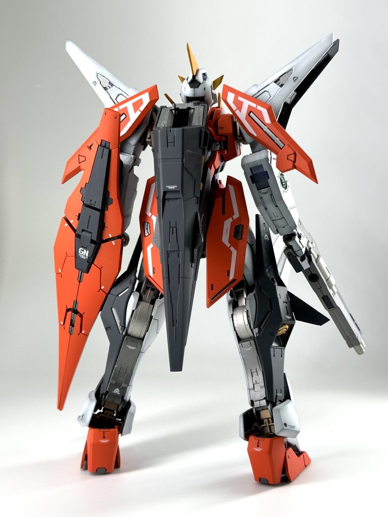 後ろからフレームは塗り分けてあります。