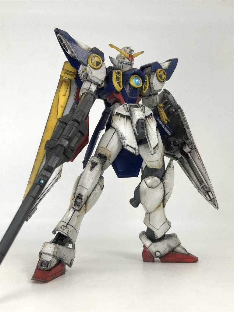 裏切り者の 名を受けてガン○タ捨てて 戦う男