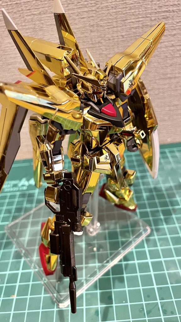 オオワシアカツキガンダム (HG)–3枚目/制作者：kumasan