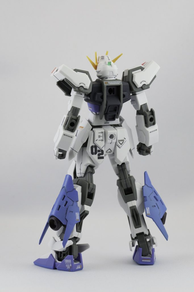 水転写デカールを貼るのが楽しかった。実は見えていないところにも貼ってあるのですが、追加装甲が被さることを忘れていました。