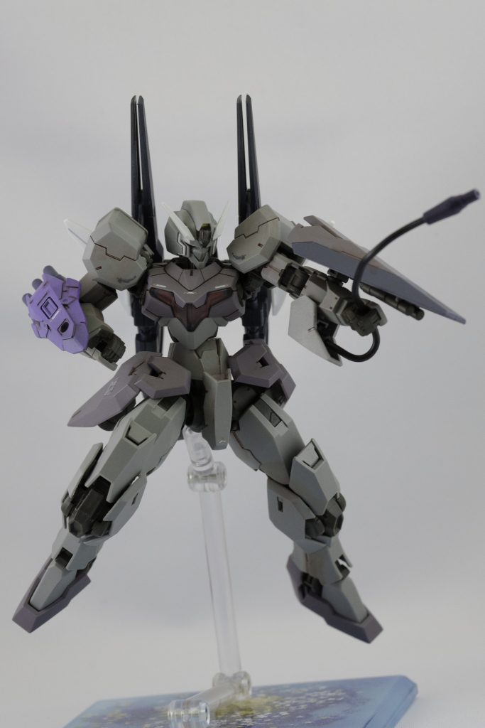 スレイヤーウィップ。3期では装備のコンパクト化がされるとか。