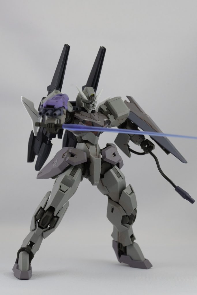 全武装は柔軟に使用できる。