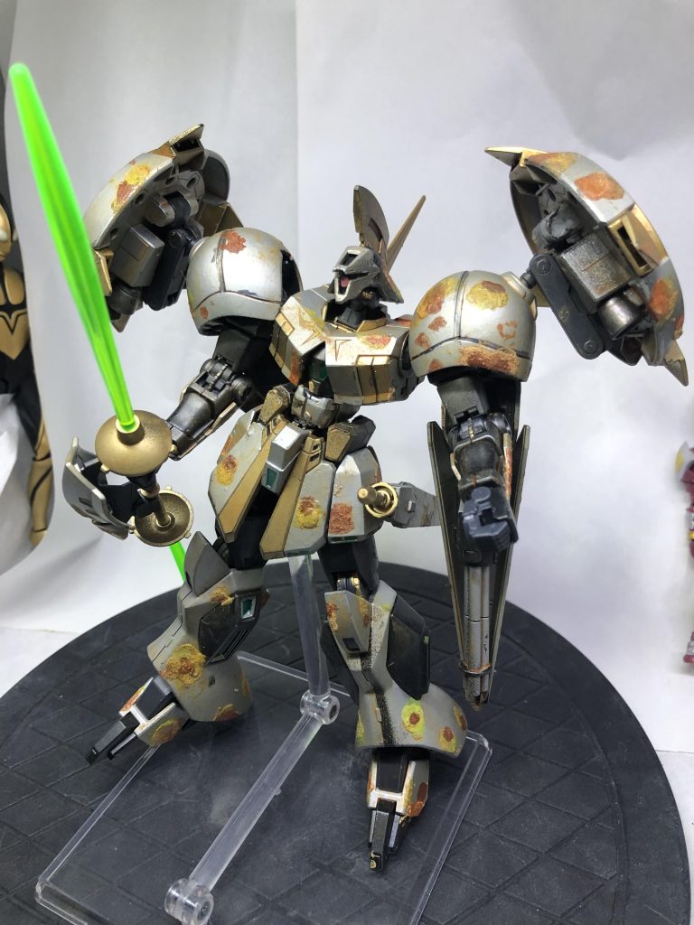 錆びた甲冑をイメージ