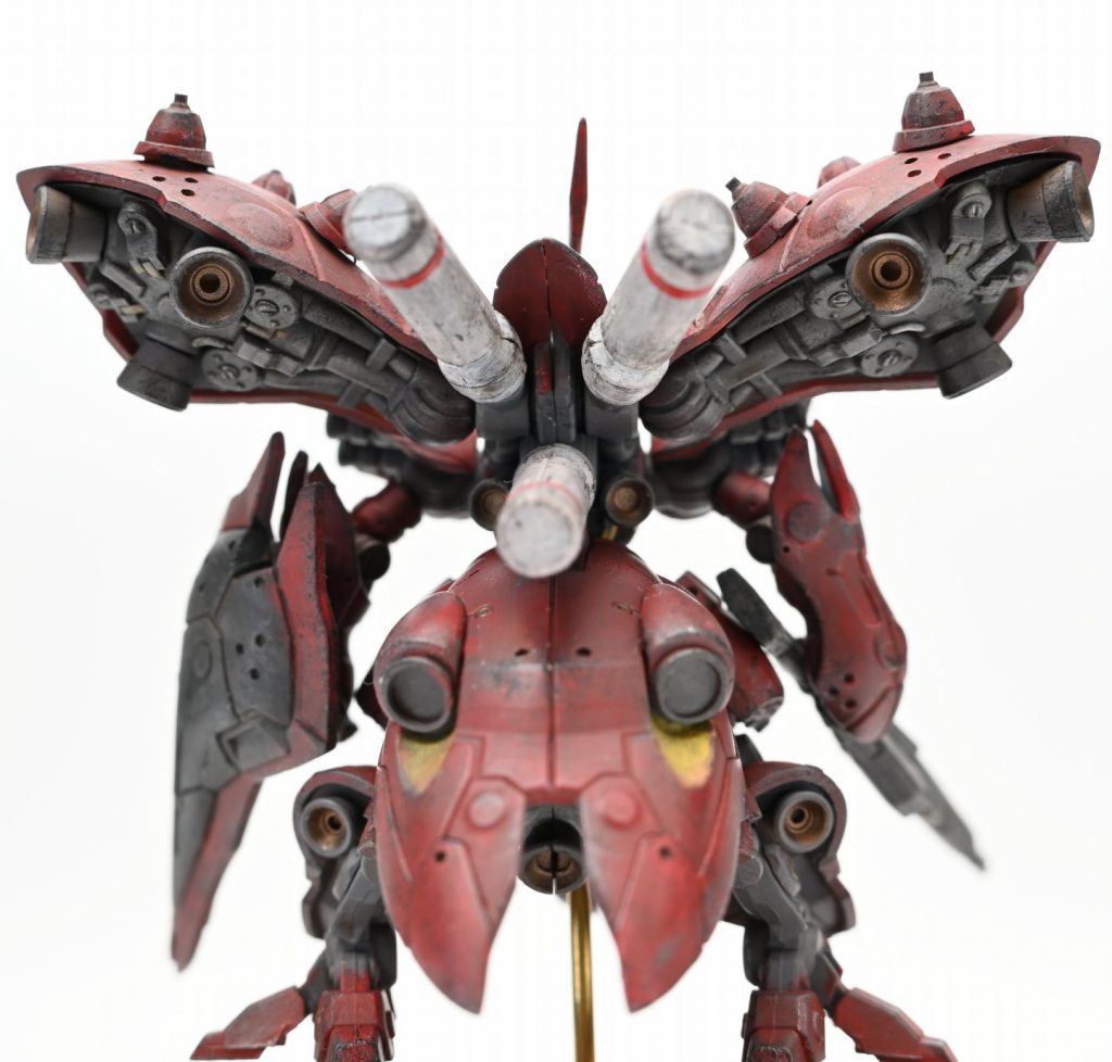 ■機体背面いやぁほんと、このディティール量がたまらん!組んだだけでこの密度感が手に入るのは凄いですよね。