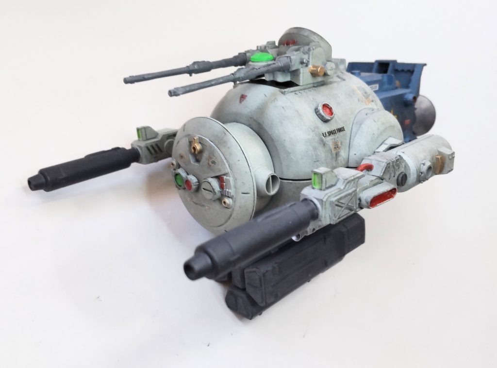 ご覧いただきありがとうございました(・∀・)トライバル隊は何故このタイミングで仕掛けられたかというと、オデッサ作戦、内通者、と言えば感の良い方はお解りですかね(*´艸｀*)ではガンプラ紹介!今回は無人哨戒艇という設定で作りましたD−SIです。この機体案は0083スターダストメモリーからでコンペイ島付近でガトーが踏みつけたりしていた無人監視衛星を参考にしました。人員不足を補ったり頭数を合わすのに無人機も必要だろうと思った次第です。