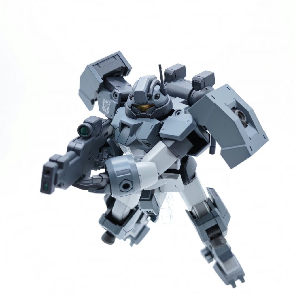 イケメン…やられ役でも、量産型好きにはそそるデザイン。