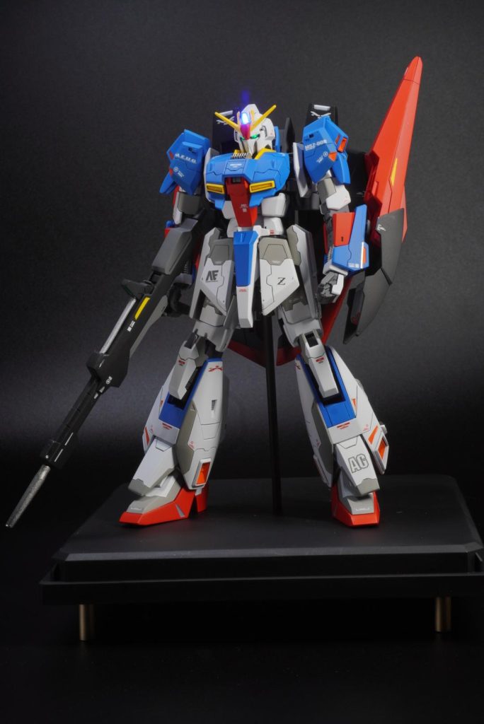 脚部がプラプラするのは個体差なのか…