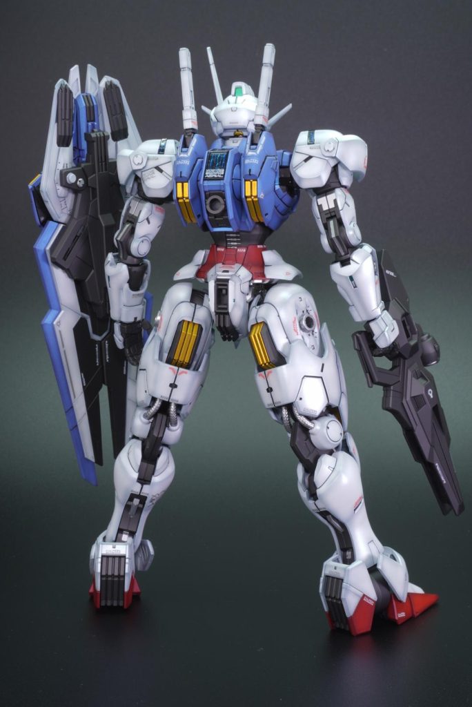 ワンポイントで、シルバー塗装をして情報量をあげてみました。