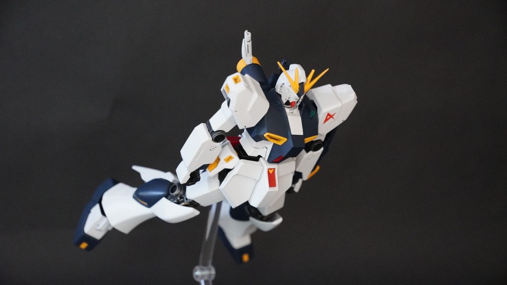 νガンダム–2枚目/制作者：ななみ