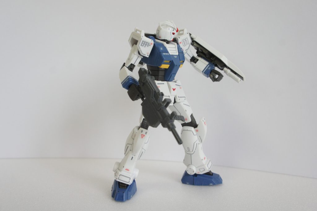 このキットは合わせ目もほとんど目立たず簡単フィニッシュはやりやすかったです。