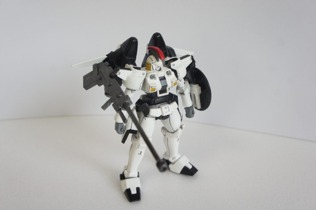 仕上げはこれまたダイソーのデコパージュ。落ち着いた光沢が出せます。