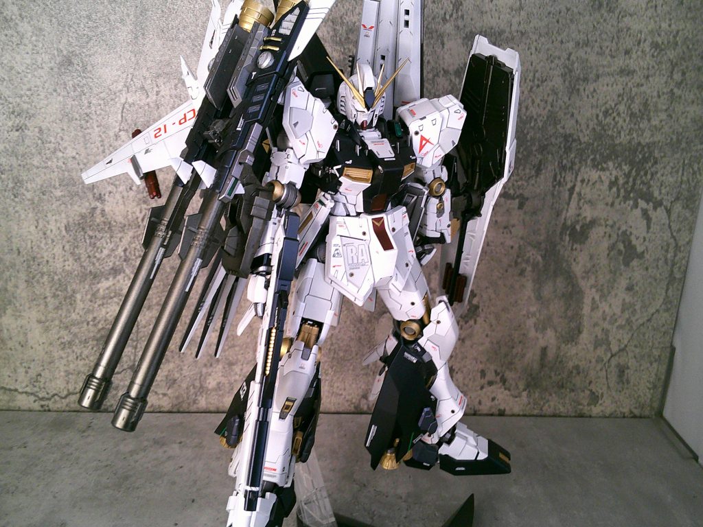 でかいキャノンを装備させています。