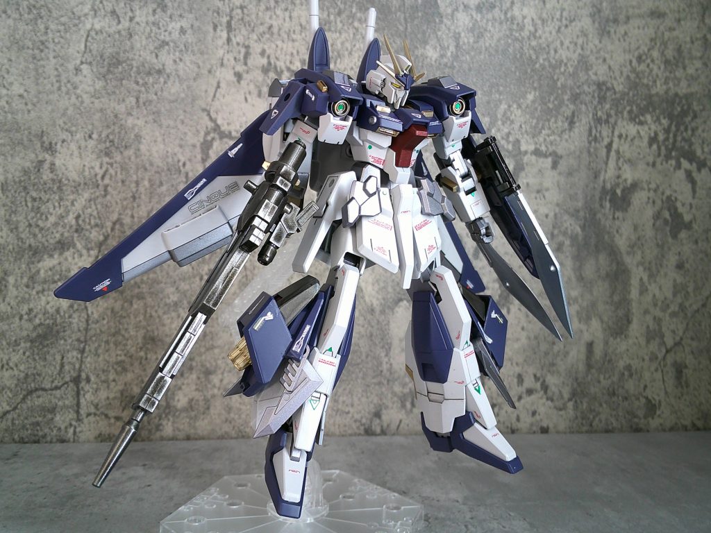 武器もライフルはそのままです。盾は変更