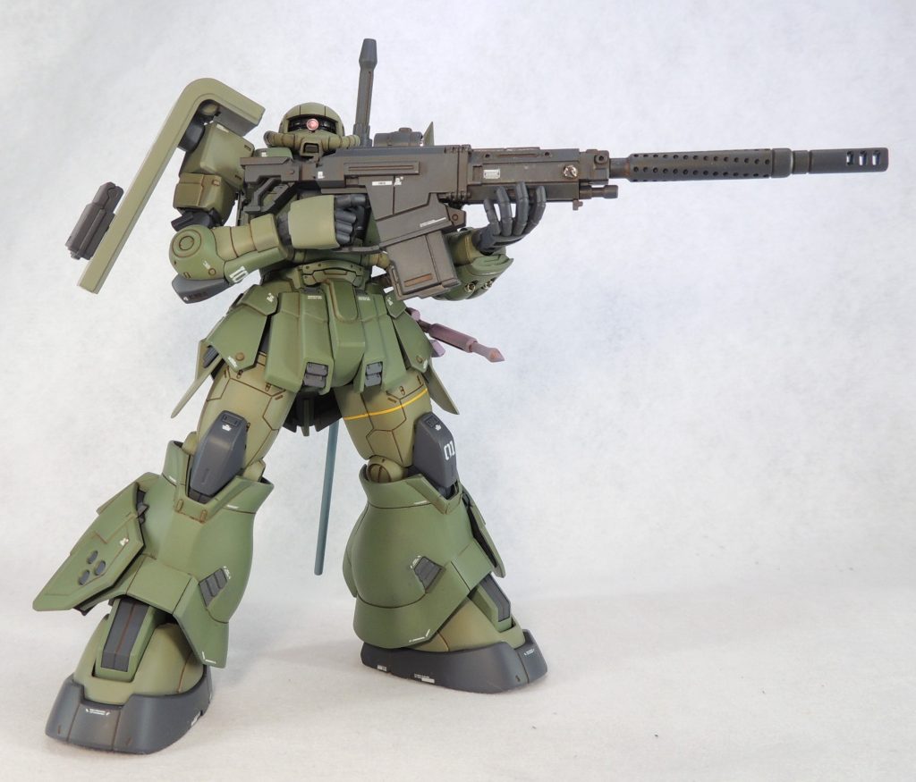 高機動型ザク地上用の『ヒザの立体的な十文字』は、サザンクロス隊所属МSだけに施された