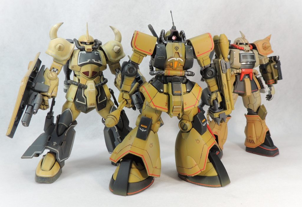 せっかくなので、過去作のデザート・タイプのМSと並べてディスプレイ。