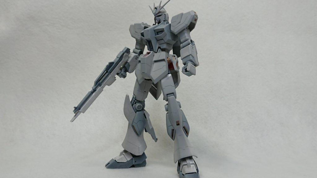 サフ状態のνガンダム