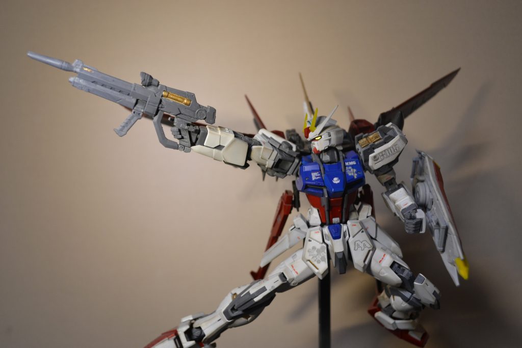 SEEDといえばこのポーズをなぜか連想してしまいます。