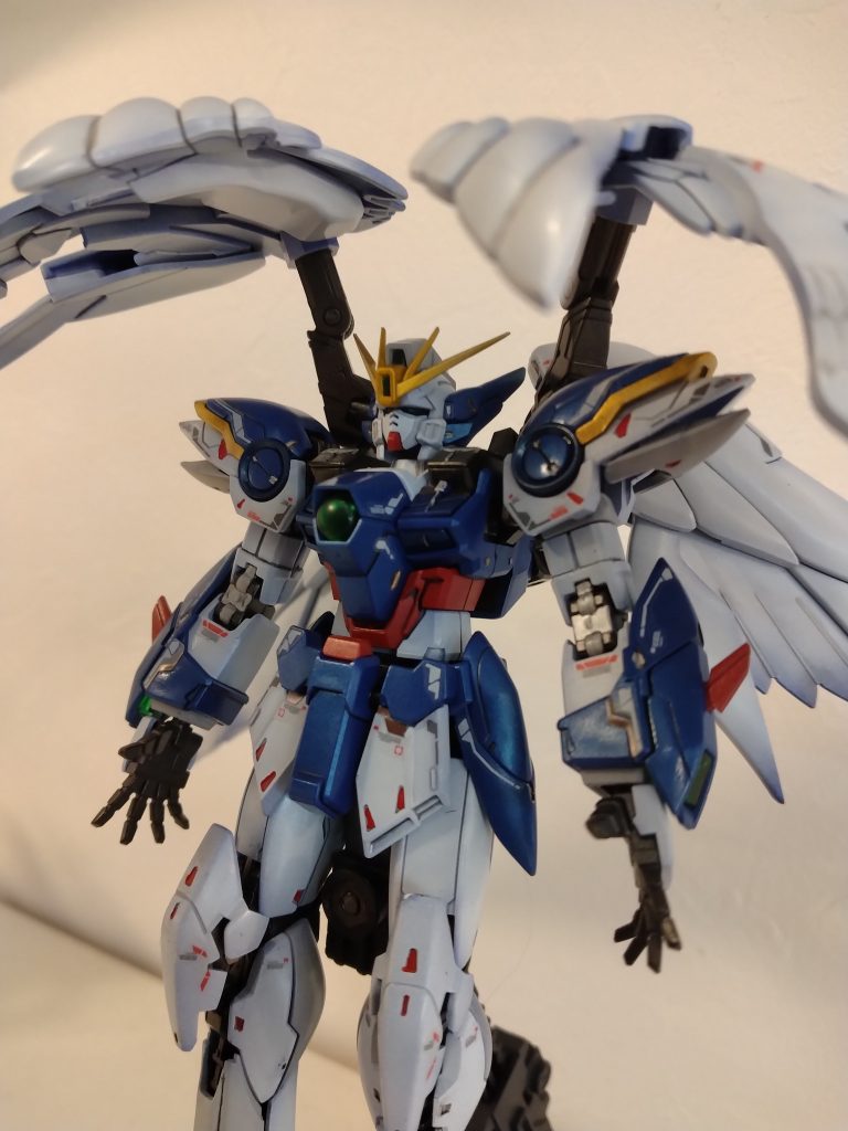 水性ホビーカラー＋エナメル部分塗装です水転写を入手できなかったので、付属のリアリスティックデカール使用してます。