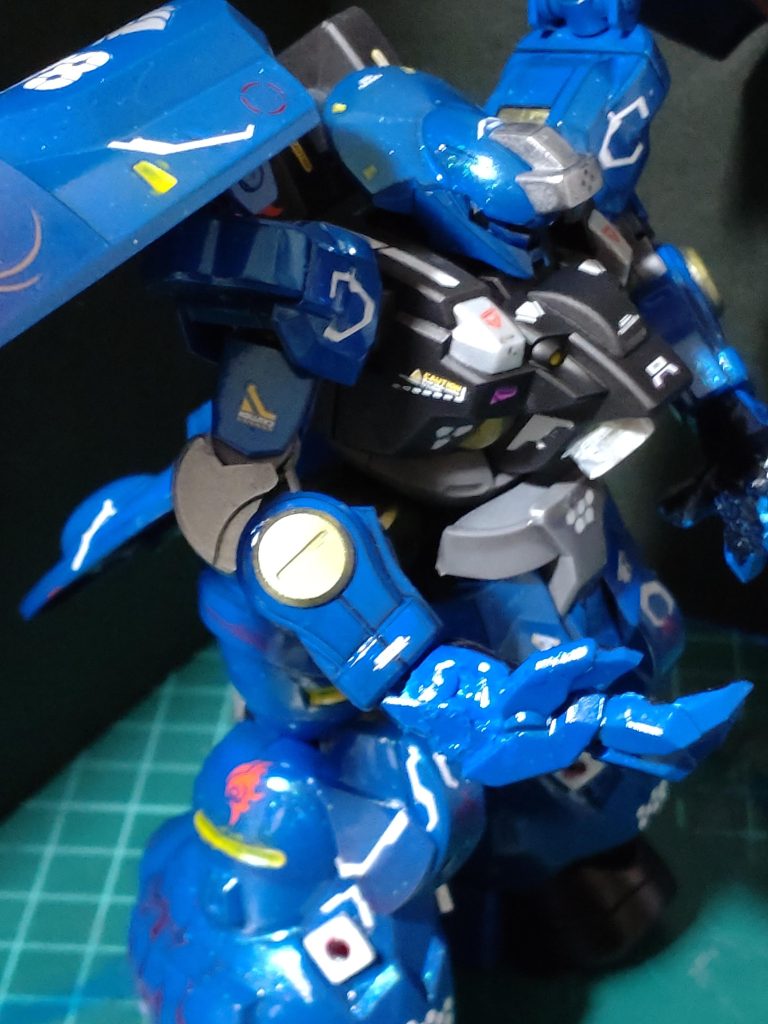 クリアにパールを混ぜてコートしてみた前回なかなか良かったので今回は光沢仕上げで見やすくしてみた