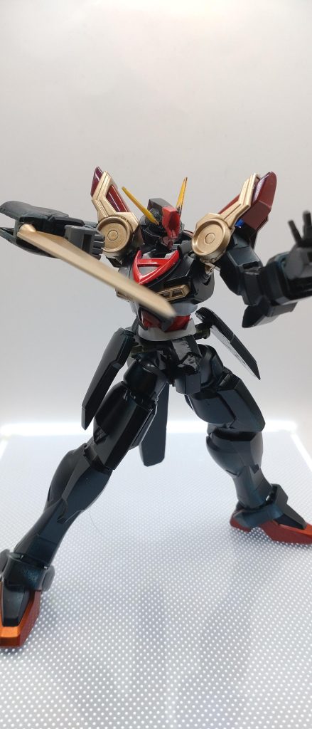 黒に青混ぜたりしたけど効果を感じられない……。