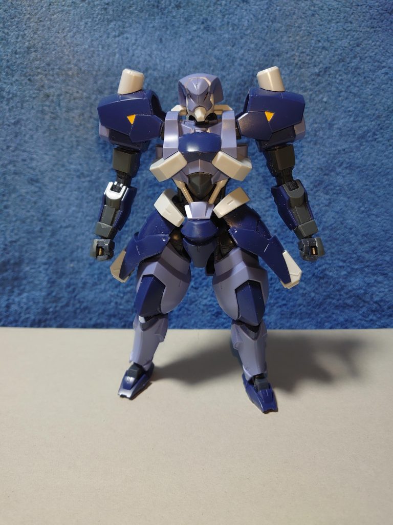 【概要】STH-05 / 百錬Roseliaのベース担当・今井リサのガンプラデビュー作。リサ自身はこの百錬以外にも、数点のガンプラを所持しているが、いずれも詰みプラ状態であるため、実際に制作したのはこの百錬のみ。