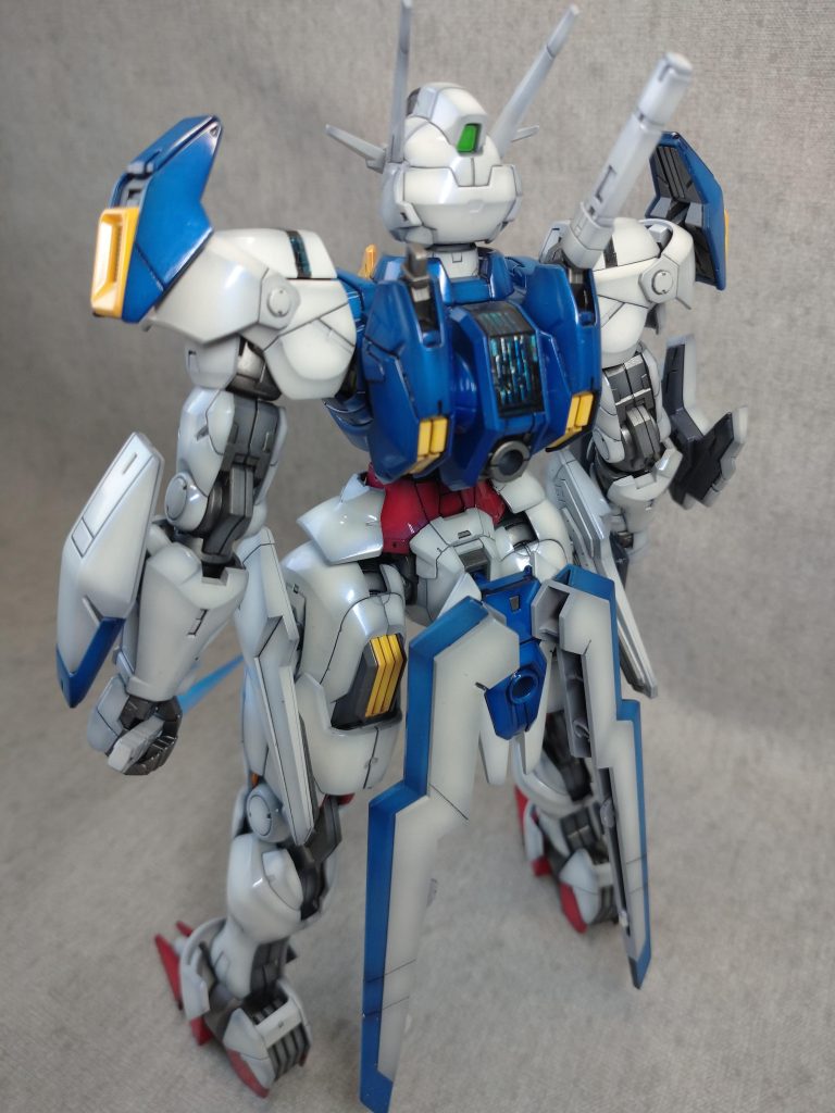 シェルユニットは赤を落としたあとクリアブルーで塗り直してます