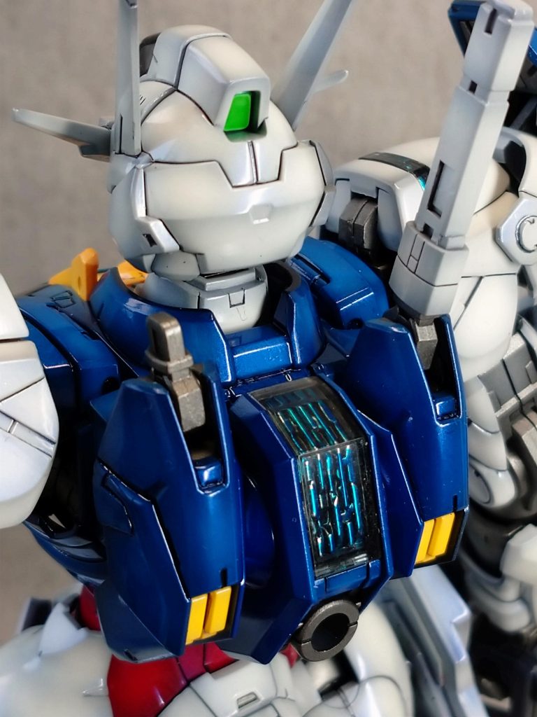 青シェルユニットは塗りなおした後エナメル黒で隙間埋め