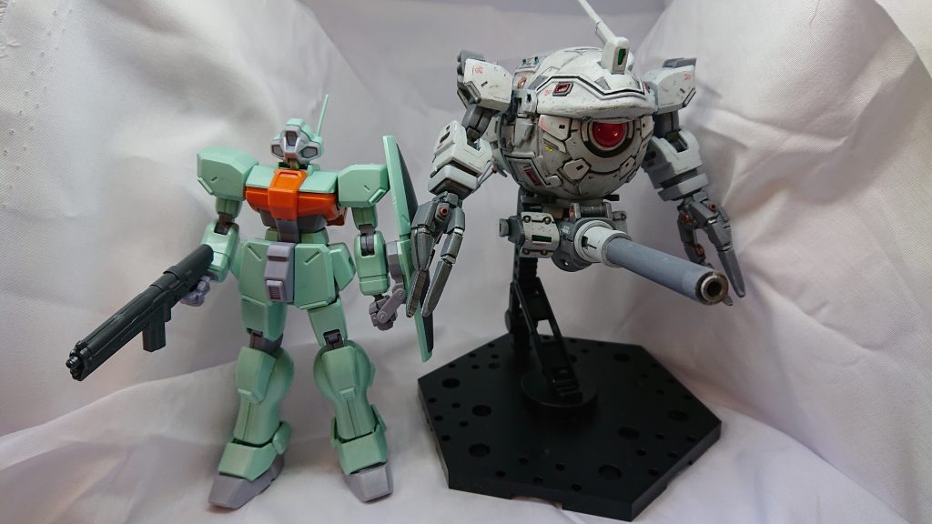 相棒の素組ですが、ドートレスとツーショット