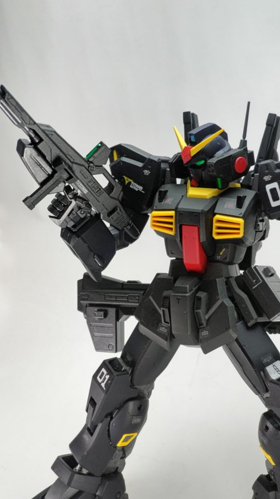 スパロボやGジェネ等で見掛ける横向きモーションが好きです。