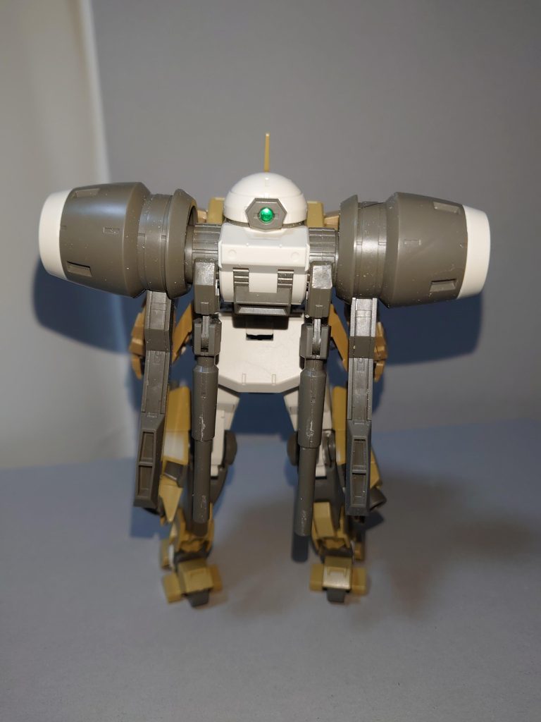 【機体設定】ブリオン社製のMS・デミバーディングに、異世界「宇宙世紀」の技術であるサイコミュを組み込んだ機体。本来なら有線制御式であるバオリパックを、無線で制御するためにサイコミュを導入したが、フィストバルカンが廃止されているぶん火力はデミバーディングよりは劣る。そのせいか生産数は数機程度にとどまった。 〜羽丘女子学園高等部大本営発表より〜