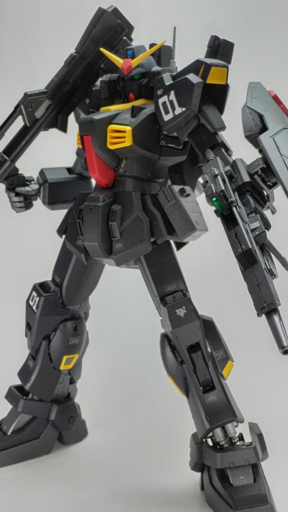 見ての通り、ほぼ素組みです。 