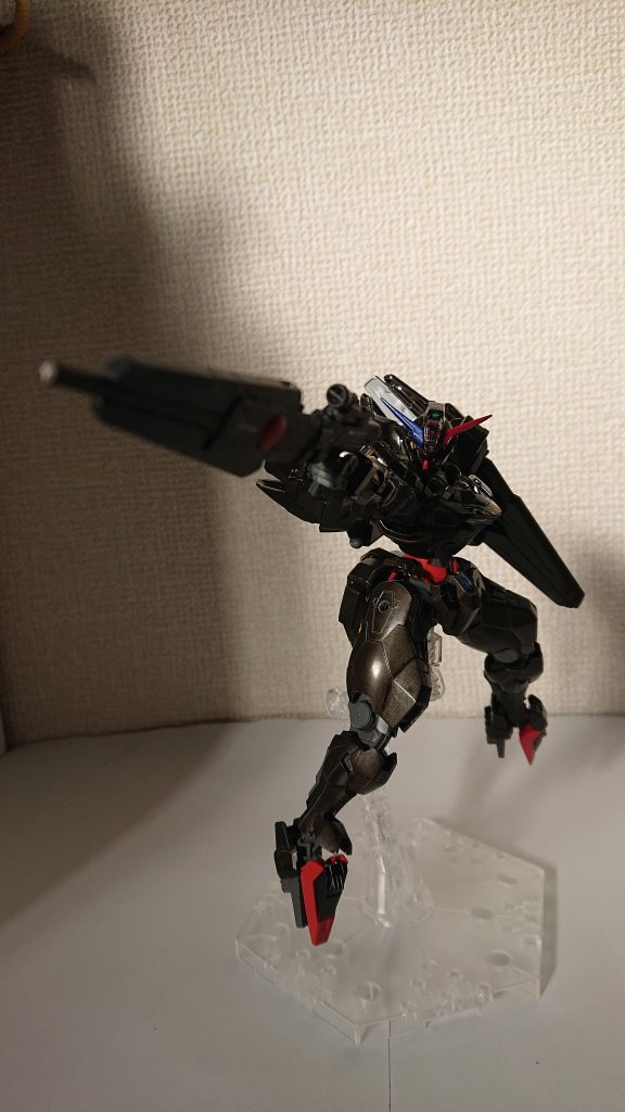 威力は確かにバリアブルロッドライフルより下がるが、連射力は高い。