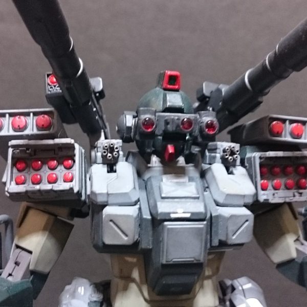 フルアーマー陸戦型ジムキャノン　（レッド・アイズ）